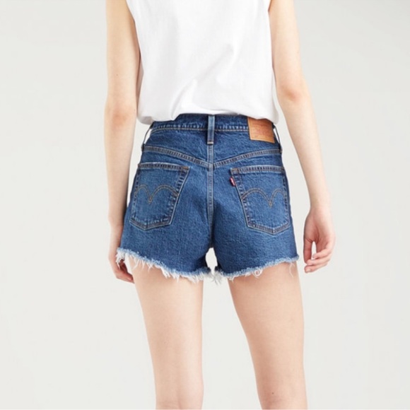 Levi’s 501 Denim Shorts Dark Wash - Picture 4 of 5